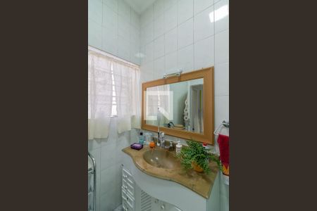 Casa à venda com 110m², 2 quartos e 1 vaga Casa à venda com 110m², 2 quartos e 1 vagaBanheiro