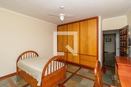 Casa à venda com 360m², 5 quartos e 6 vagasCasa 1 - Quarto 2