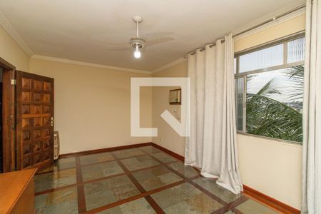 Casa à venda com 360m², 5 quartos e 6 vagasCasa 1 - Quarto 3