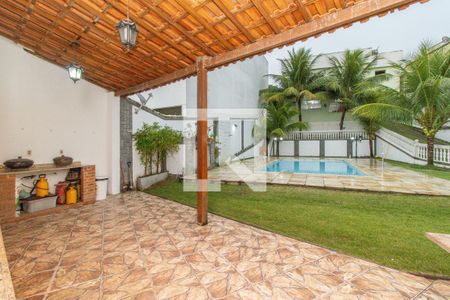 Casa à venda com 360m², 5 quartos e 6 vagasÁrea Externa - Churrasqueira