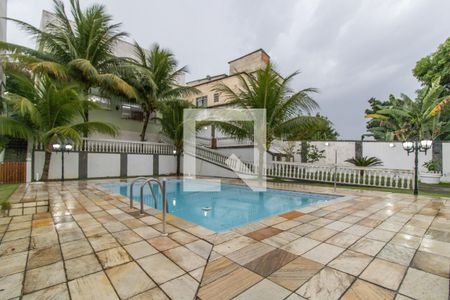 Casa à venda com 360m², 5 quartos e 6 vagasÁrea Externa - Piscina