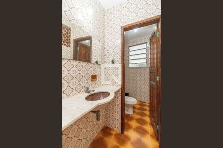 Casa à venda com 360m², 5 quartos e 6 vagasCasa 2 - Banheiro