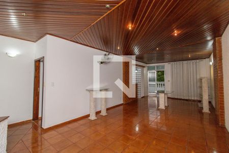 Casa à venda com 360m², 5 quartos e 6 vagasCasa 2 - Sala