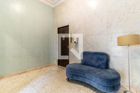 Apartamento para alugar com 140m², 3 quartos e 1 vaga Apartamento para alugar com 140m², 3 quartos e 1 vagaHall do Elevador