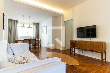 Apartamento para alugar com 140m², 3 quartos e 1 vaga Apartamento para alugar com 140m², 3 quartos e 1 vagaSala de Estar