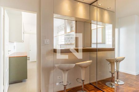 Cozinha de apartamento para alugar com 3 quartos, 140m² em Higienópolis, São Paulo