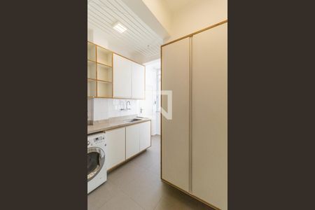 Apartamento para alugar com 140m², 3 quartos e 1 vaga Apartamento para alugar com 140m², 3 quartos e 1 vagaÁrea de Serviço