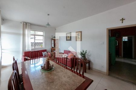 Sala de casa à venda com 6 quartos, 219m² em Santa Maria, Belo Horizonte