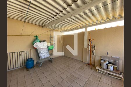 Casa para alugar com 125m², 3 quartos e 2 vagas Casa para alugar com 125m², 3 quartos e 2 vagasVaranda