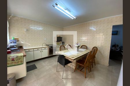 Casa para alugar com 125m², 3 quartos e 2 vagas Casa para alugar com 125m², 3 quartos e 2 vagasCozinha