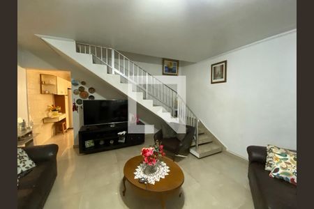 Sala de casa para alugar com 2 quartos, 125m² em Vila Carrão, São Paulo