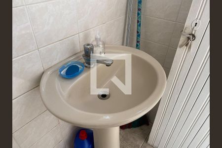 Casa para alugar com 125m², 3 quartos e 2 vagas Casa para alugar com 125m², 3 quartos e 2 vagasDetalhe Banheiro de Serviço