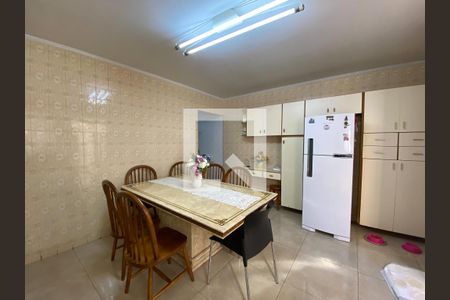 Casa para alugar com 125m², 3 quartos e 2 vagas Casa para alugar com 125m², 3 quartos e 2 vagasCozinha