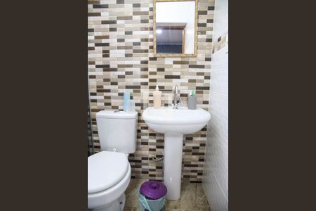 Banheiro de casa à venda com 4 quartos, 144m² em Nova Gerty, São Caetano do Sul