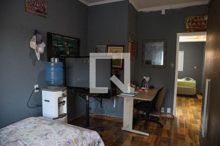 Casa à venda com 144m², 4 quartos e 1 vagaQuarto