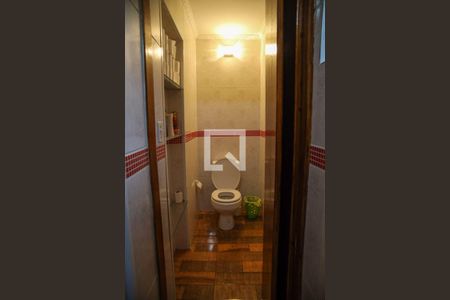 Casa à venda com 144m², 4 quartos e 1 vagaÁrea de Serviço