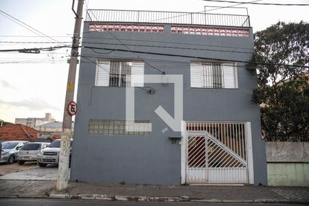 Casa à venda com 144m², 4 quartos e 1 vagaFachada