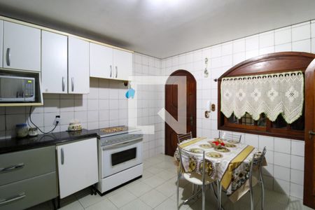 Casa à venda com 270m², 3 quartos e 6 vagasCozinha