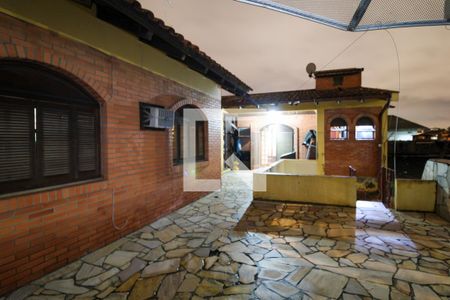 Casa à venda com 270m², 3 quartos e 6 vagasTerraço