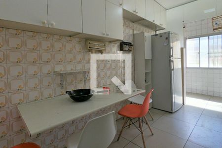 Apartamento à venda com 170m², 4 quartos e 2 vagasCozinha