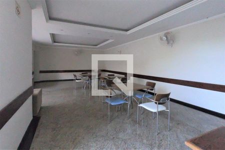 Apartamento à venda com 170m², 4 quartos e 2 vagasÁrea comum - Salão de festas