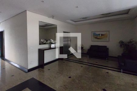 Apartamento à venda com 170m², 4 quartos e 2 vagasHall social
