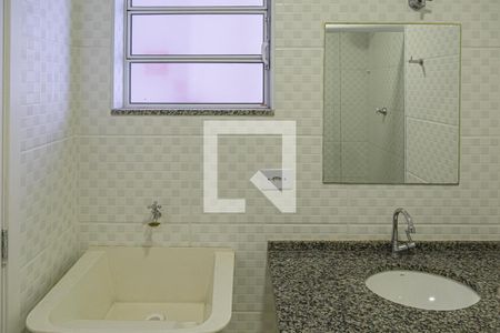 Banheiro de apartamento para alugar com 1 quarto, 31m² em Centro, São Paulo