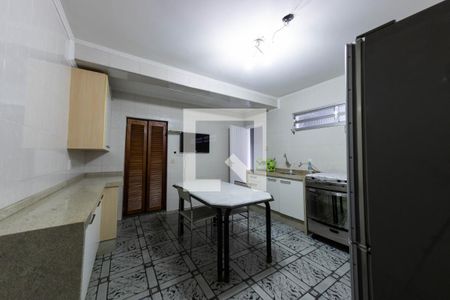Casa à venda com 108m², 2 quartos e 2 vagasCozinha