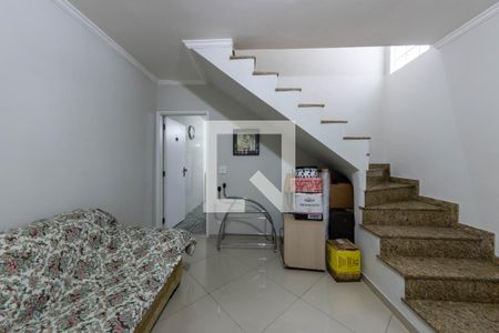 Sala de casa à venda com 2 quartos, 108m² em Parque dos Bancarios, São Paulo