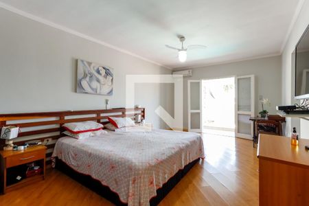 Casa de condomínio à venda com 600m², 6 quartos e 5 vagas Casa de condomínio à venda com 600m², 6 quartos e 5 vagasSuíte 1