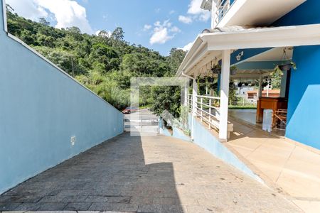 Casa de condomínio à venda com 600m², 6 quartos e 5 vagas Casa de condomínio à venda com 600m², 6 quartos e 5 vagasGaragem