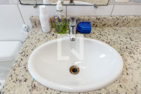 Casa de condomínio à venda com 600m², 6 quartos e 5 vagas Casa de condomínio à venda com 600m², 6 quartos e 5 vagasBanheiro da Suíte 2