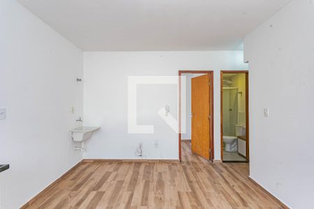 Sala/Cozinha de apartamento para alugar com 1 quarto, 27m² em Vila Nair, São Paulo