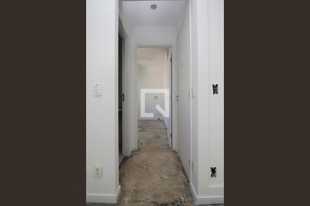 Corredor de apartamento para alugar com 1 quarto, 60m² em Água Branca, São Paulo