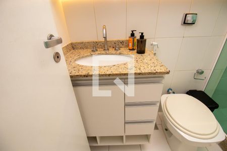 Apartamento à venda com 158m², 3 quartos e 2 vagasBanheiro social