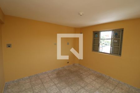 Quarto de casa para alugar com 2 quartos, 50m² em Vila Industrial, São Paulo