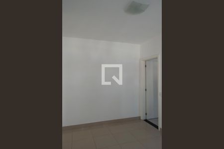 Casa de condomínio para alugar com 105m², 3 quartos e 2 vagasCopa