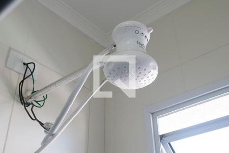 Casa de condomínio para alugar com 105m², 3 quartos e 2 vagasBanheiro do Quarto 1