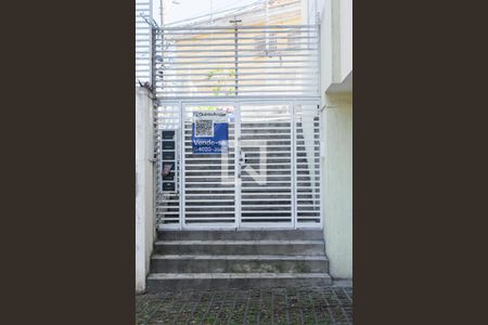 Casa de condomínio para alugar com 105m², 3 quartos e 2 vagasFachada