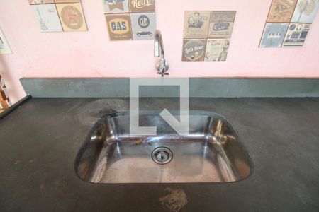 Casa à venda com 240m², 4 quartos e 2 vagasQuintal