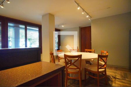 Apartamento à venda com 270m², 3 quartos e 2 vagasÁrea comum - Salão de festas