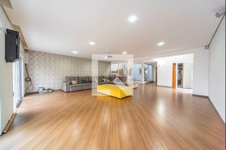 Sala de casa para alugar com 4 quartos, 415m² em Vila Bastos, Santo André