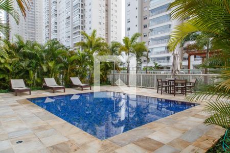 Apartamento para alugar com 72m², 2 quartos e 2 vagas Apartamento para alugar com 72m², 2 quartos e 2 vagasÁrea comum - Piscina