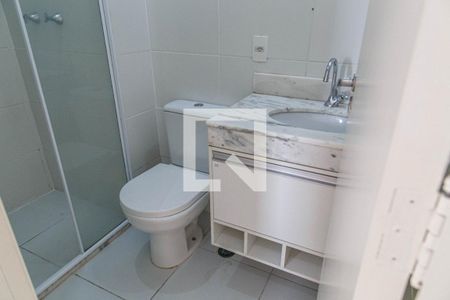 Apartamento para alugar com 72m², 2 quartos e 2 vagas Apartamento para alugar com 72m², 2 quartos e 2 vagasBanheiro