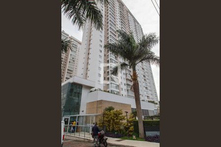 Apartamento para alugar com 72m², 2 quartos e 2 vagas Apartamento para alugar com 72m², 2 quartos e 2 vagasFachada