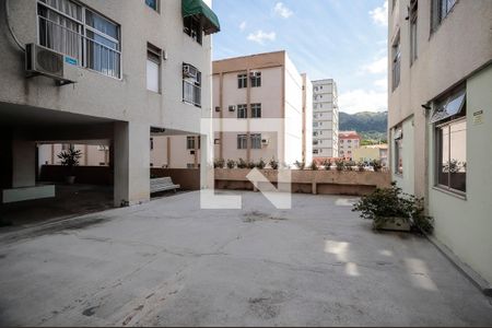 Apartamento à venda com 60m², 3 quartos e 1 vaga Apartamento à venda com 60m², 3 quartos e 1 vagaÁrea comum