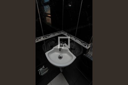 Apartamento à venda com 60m², 3 quartos e 1 vaga Apartamento à venda com 60m², 3 quartos e 1 vagaBanheiro de Serviço