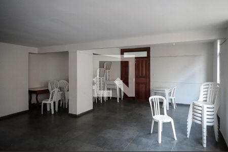 Apartamento à venda com 60m², 3 quartos e 1 vaga Apartamento à venda com 60m², 3 quartos e 1 vagaÁrea comum - Salão de festas