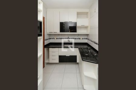 Apartamento à venda com 60m², 3 quartos e 1 vaga Apartamento à venda com 60m², 3 quartos e 1 vagaCozinha
