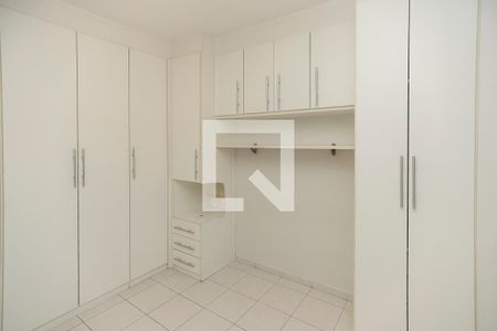 Apartamento à venda com 60m², 3 quartos e 1 vaga Apartamento à venda com 60m², 3 quartos e 1 vagaQuarto